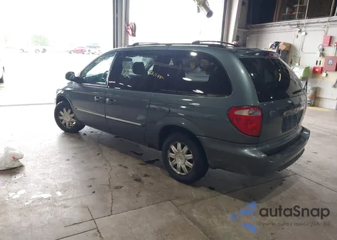 2006 Chrysler Town & Country Touring z USA, uszkodzony, nr VIN 2A4GP54L16R766839